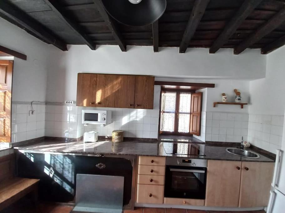 Willa Casa Rustica En Dobres Con Vistas A La Montana Zewnętrze zdjęcie