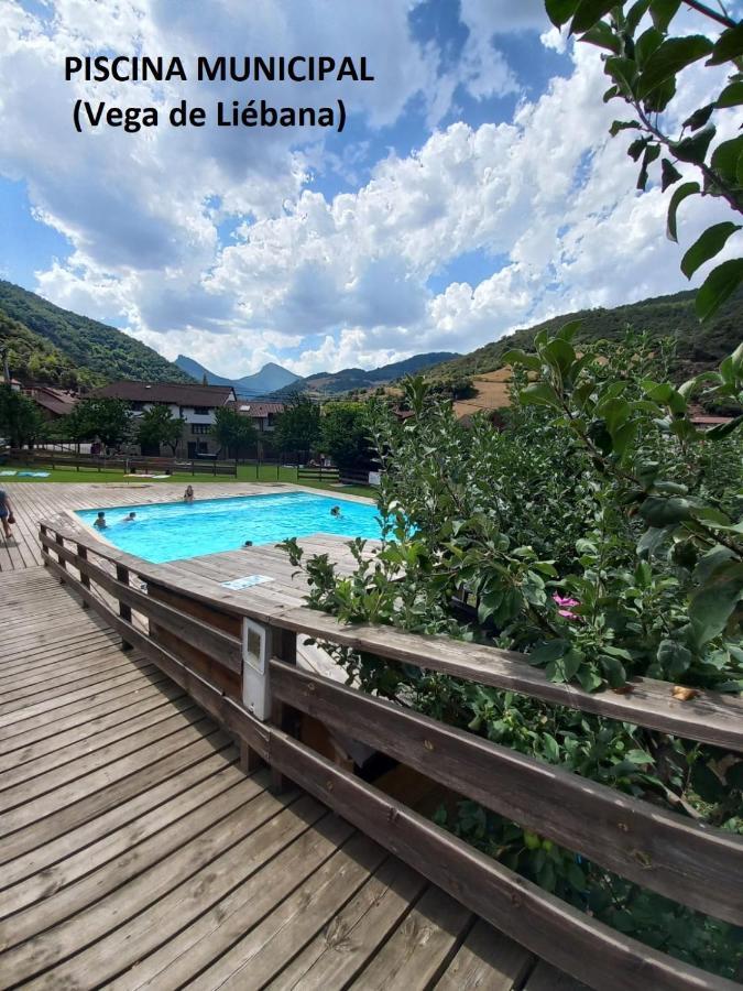 Willa Casa Rustica En Dobres Con Vistas A La Montana Zewnętrze zdjęcie